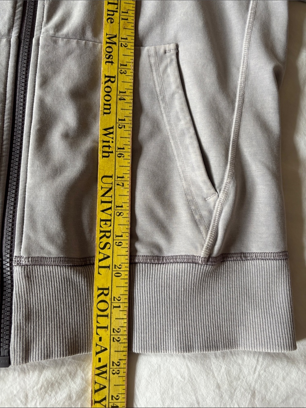 lululemon Cotton French Terry Full-Zip Hoodie, Washed Grey, size 6 - Picture 4 of 5
